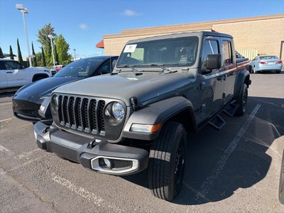 2023 Jeep Gladiator Sport