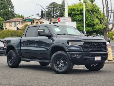 2025 RAM 1500 RHO