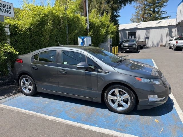 2013 Chevrolet Volt Base