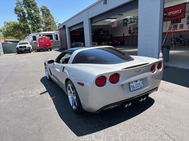 2005 Chevrolet Corvette Base