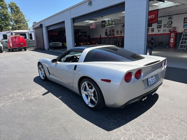 2005 Chevrolet Corvette Base