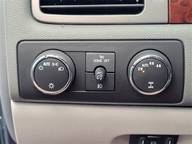 2012 Chevrolet Silverado 1500 LTZ wheelchair