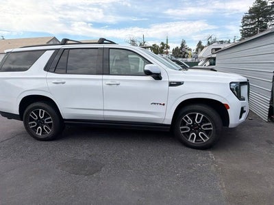 2023 GMC Yukon AT4