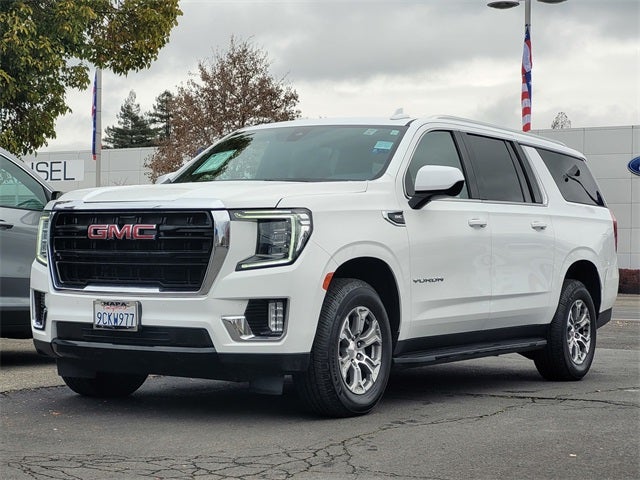 2022 GMC Yukon XL SLE