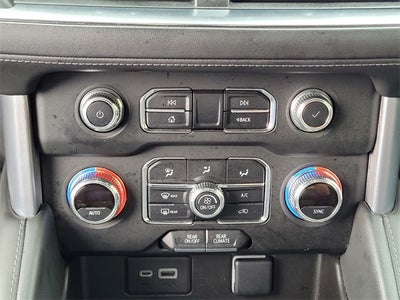 2022 GMC Yukon XL SLE