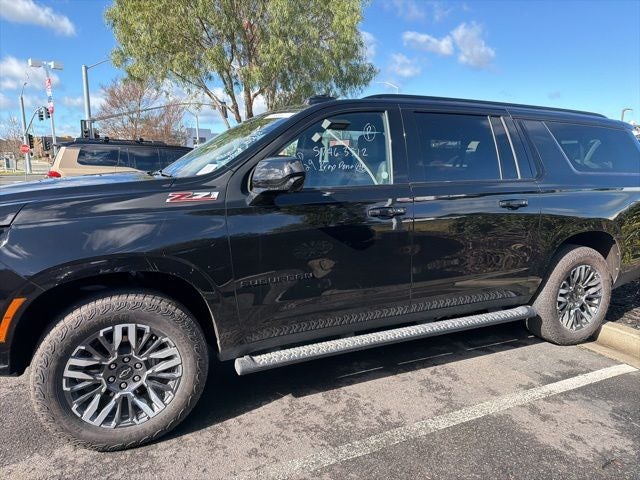 2025 Chevrolet Suburban Z71
