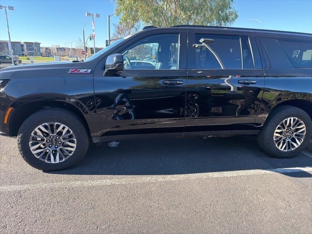 2025 Chevrolet Suburban Z71