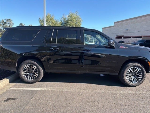 2025 Chevrolet Suburban Z71