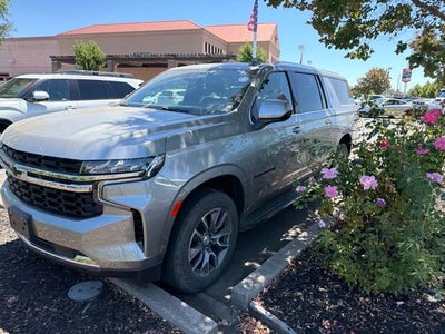 2024 Chevrolet Suburban LS