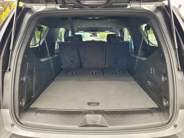 2024 Chevrolet Suburban LS