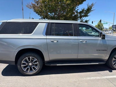 2024 Chevrolet Suburban LS