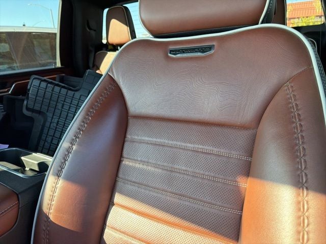 2024 GMC Sierra 3500HD Denali Ultimate