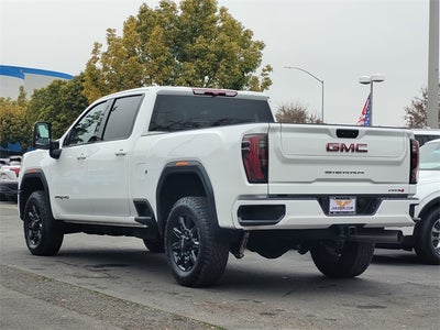 2025 GMC Sierra 2500HD AT4