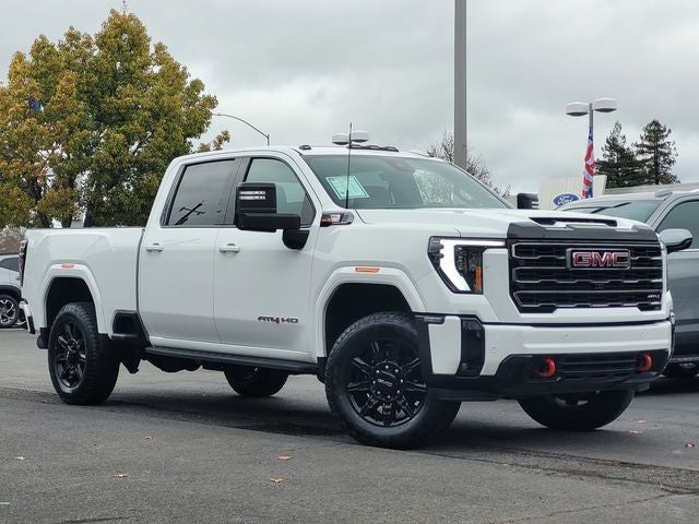 2025 GMC Sierra 2500HD AT4