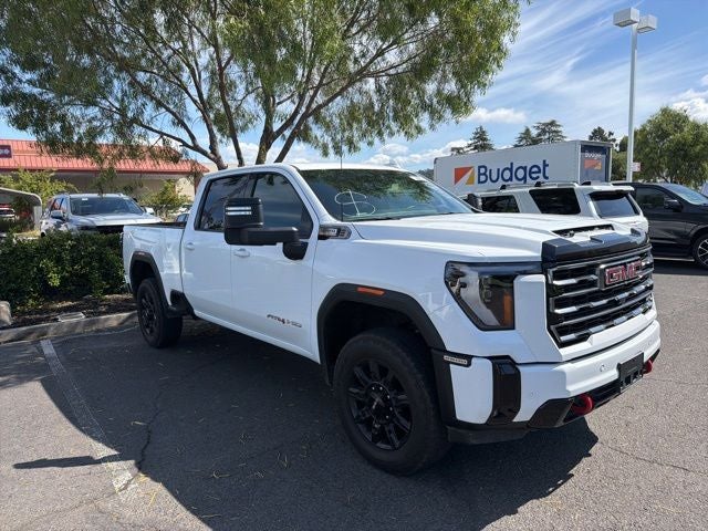 2025 GMC Sierra 4WD Crew Cab Standard Box AT4's photo