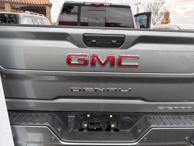 2025 GMC Sierra 2500HD Denali