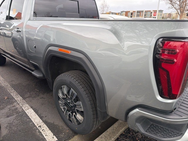 2025 GMC Sierra 2500HD Denali
