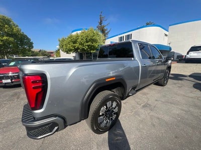 2025 GMC Sierra 2500HD Denali