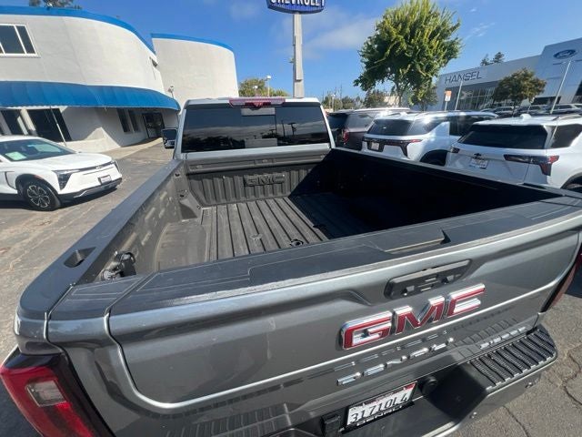 2025 GMC Sierra 2500HD Denali
