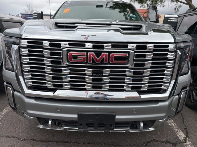 2025 GMC Sierra 2500HD Denali