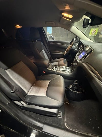 2019 Chrysler 300 Touring