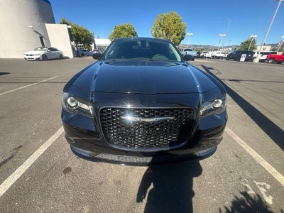 2019 Chrysler 300 Touring