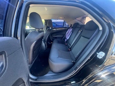 2019 Chrysler 300 Touring