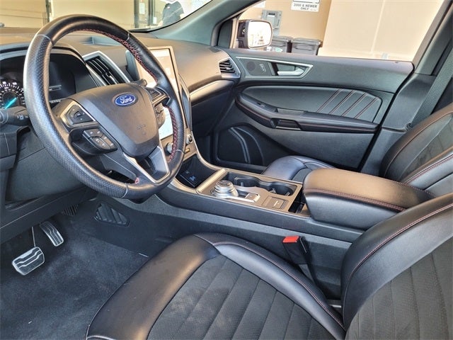 2022 Ford Edge ST Line