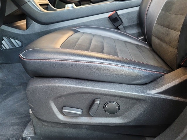 2022 Ford Edge ST Line