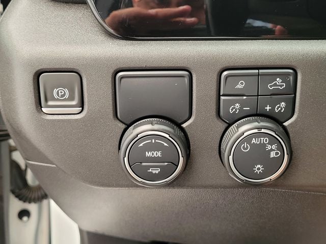 2022 Chevrolet Silverado 1500 LT - Photo 16
