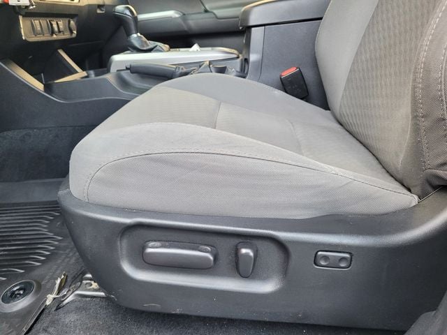 2022 Toyota Tacoma SR5 V6 Long Bed