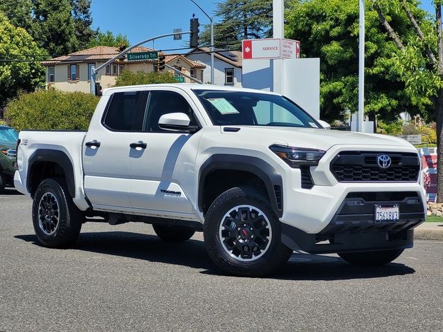2025 Toyota Tacoma Hybrid TRD Off Road