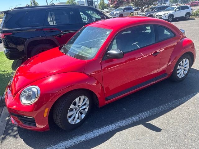 2018 Volkswagen Beetle 2.0T S
