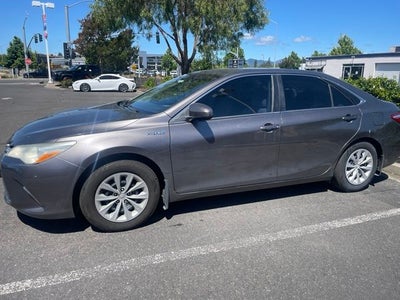 2015 Toyota Camry Hybrid LE