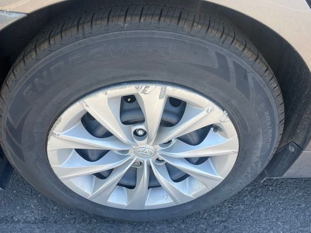 2015 Toyota Camry Hybrid LE