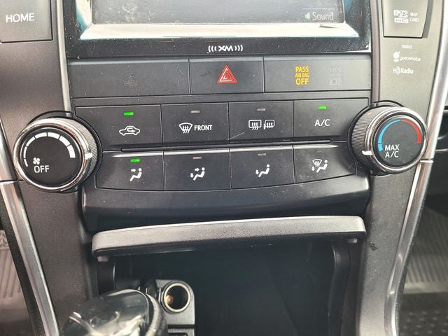 2017 Toyota Camry SE
