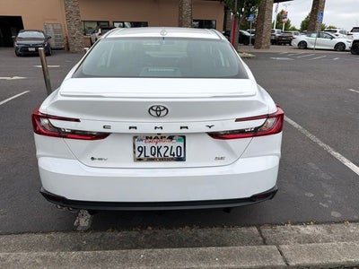 2025 Toyota Camry SE