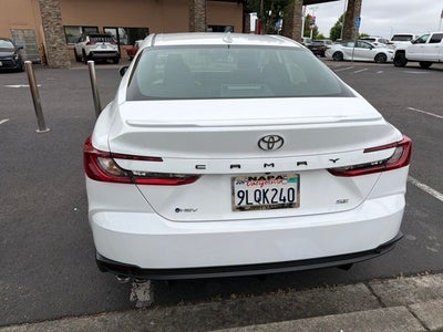 2025 Toyota Camry SE