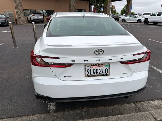 2025 Toyota Camry SE