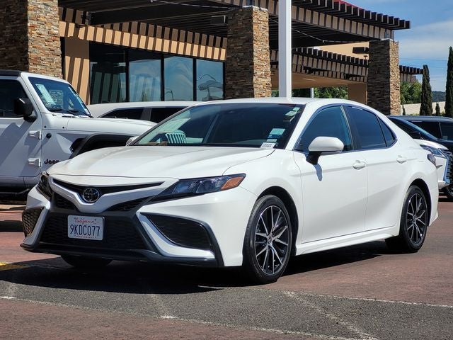 2024 Toyota Camry SE