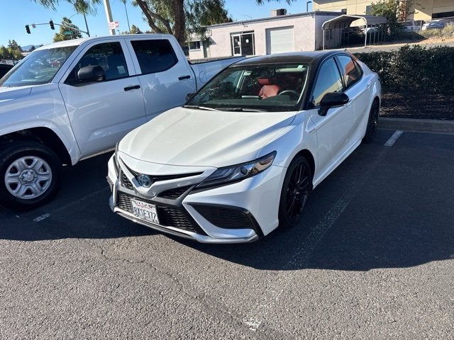 2021 Toyota Camry Hybrid XSE