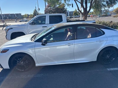 2021 Toyota Camry Hybrid XSE