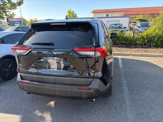 2021 Toyota RAV4 Hybrid XLE Premium