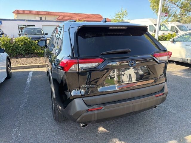 2021 Toyota RAV4 Hybrid XLE Premium