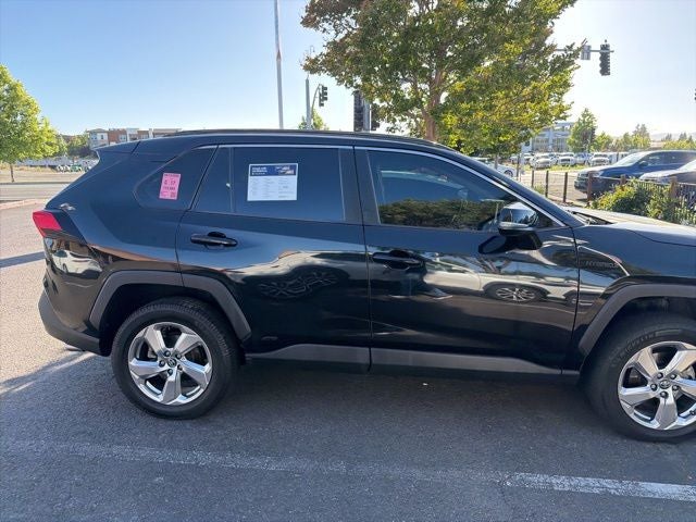2021 Toyota RAV4 Hybrid XLE Premium