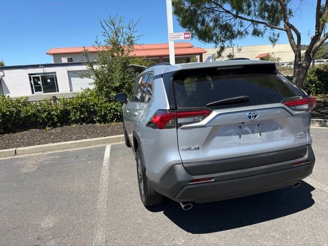 2022 Toyota RAV4 Hybrid XLE Premium