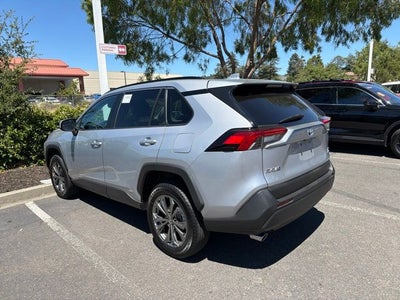 2022 Toyota RAV4 Hybrid XLE Premium