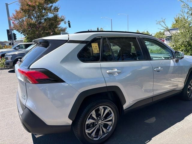 2022 Toyota RAV4 Hybrid XLE Premium