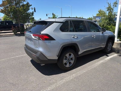 2022 Toyota RAV4 Hybrid LE