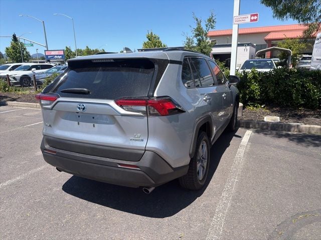 2022 Toyota RAV4 Hybrid LE